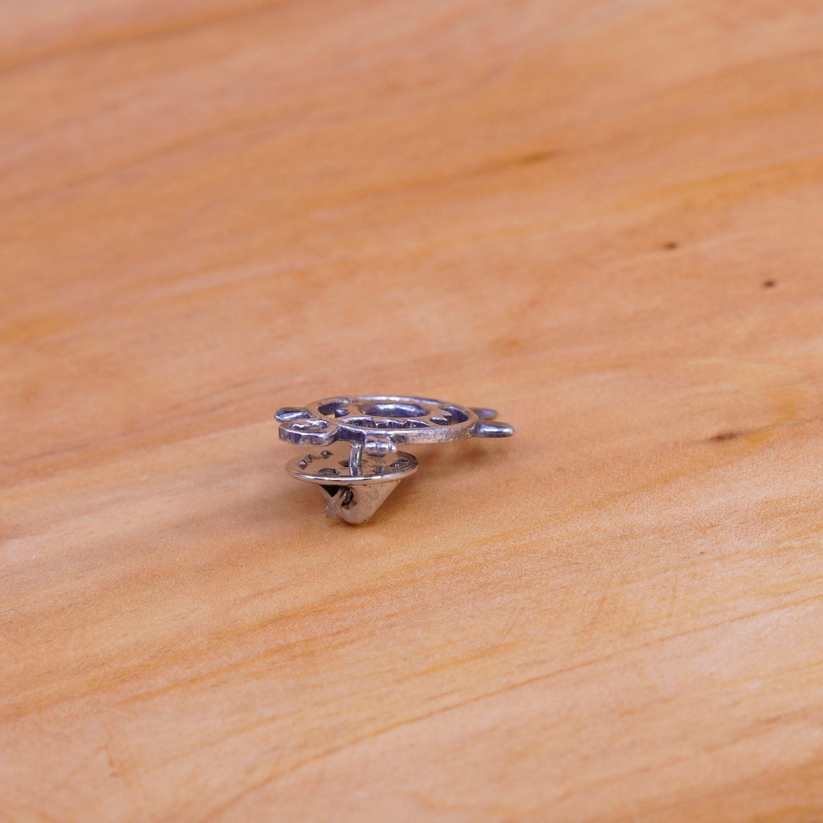 Vintage handmade sterling 925 silver turtle brooch pin