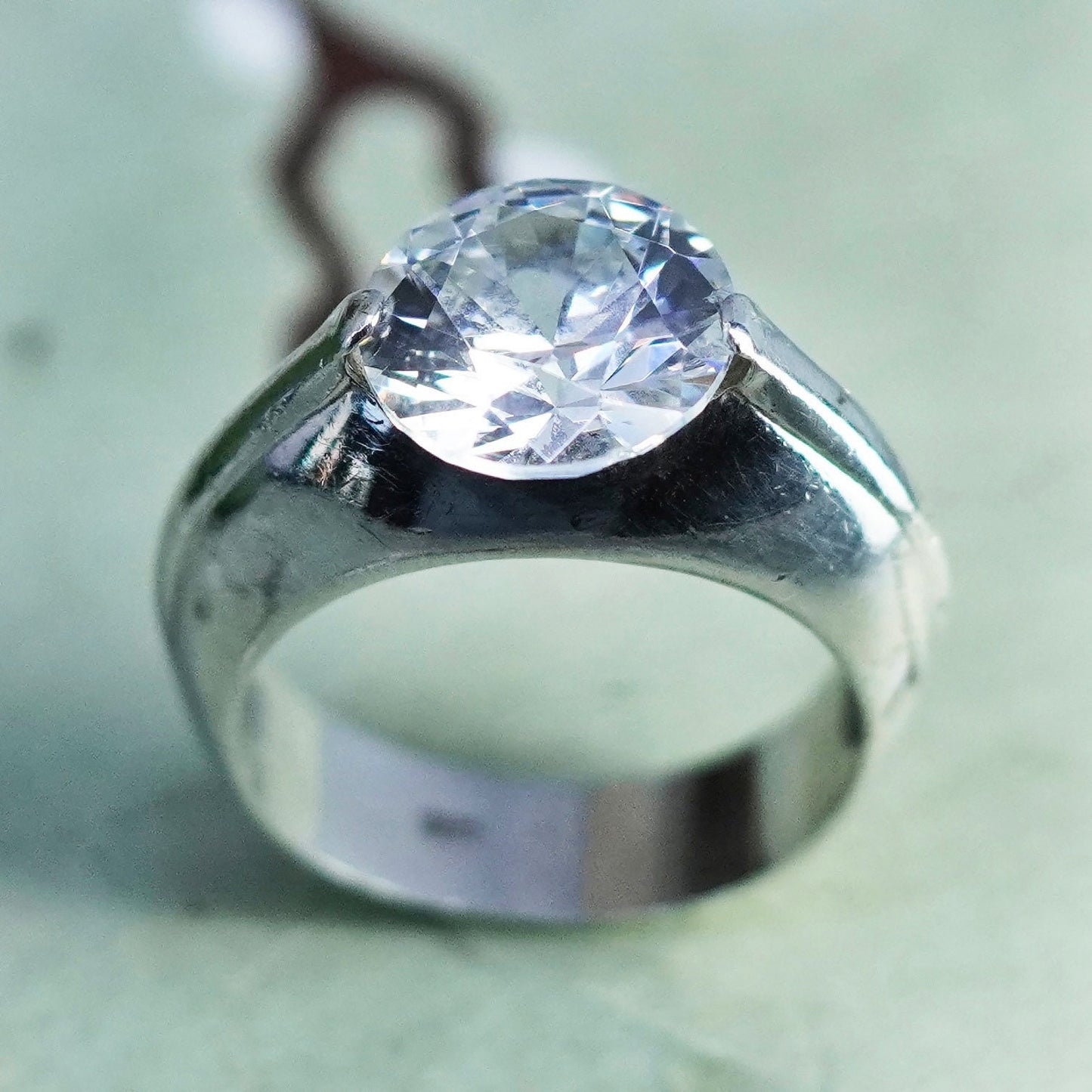 Size 8, VTG sterling 925 silver ring with round CZ, stackable engagement band