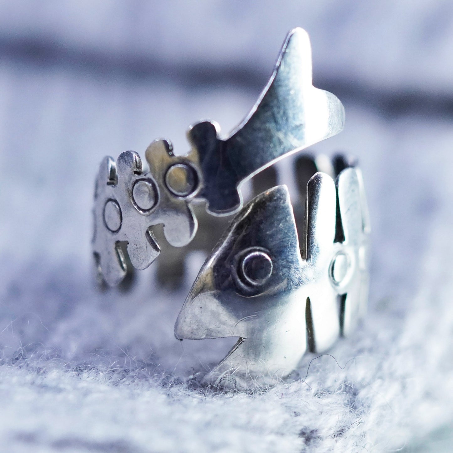 Size 7, southwestern Sterling 925 silver handmade ring, wrap fish bone band