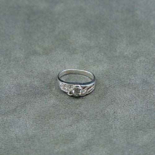 Sz 7, vintage Sterling Ring, 925 Silver wing W/ cluster Crystal