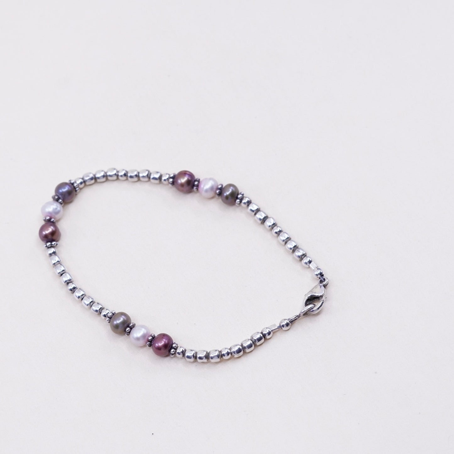 7”, vtg sterling silver handmade bracelet, 925 beads with black and white pearl