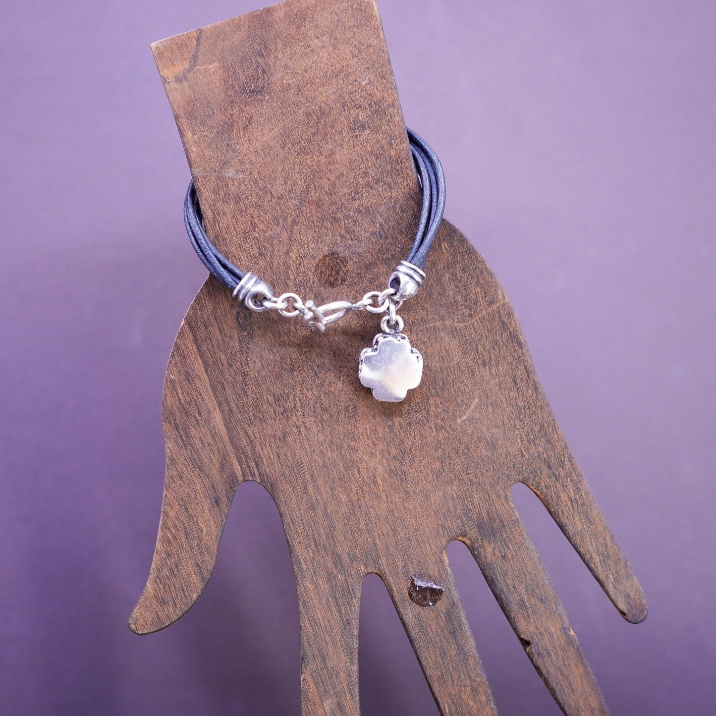 6.75”, Sterling 925 silver bracelet, multi strands leather chain cross charm