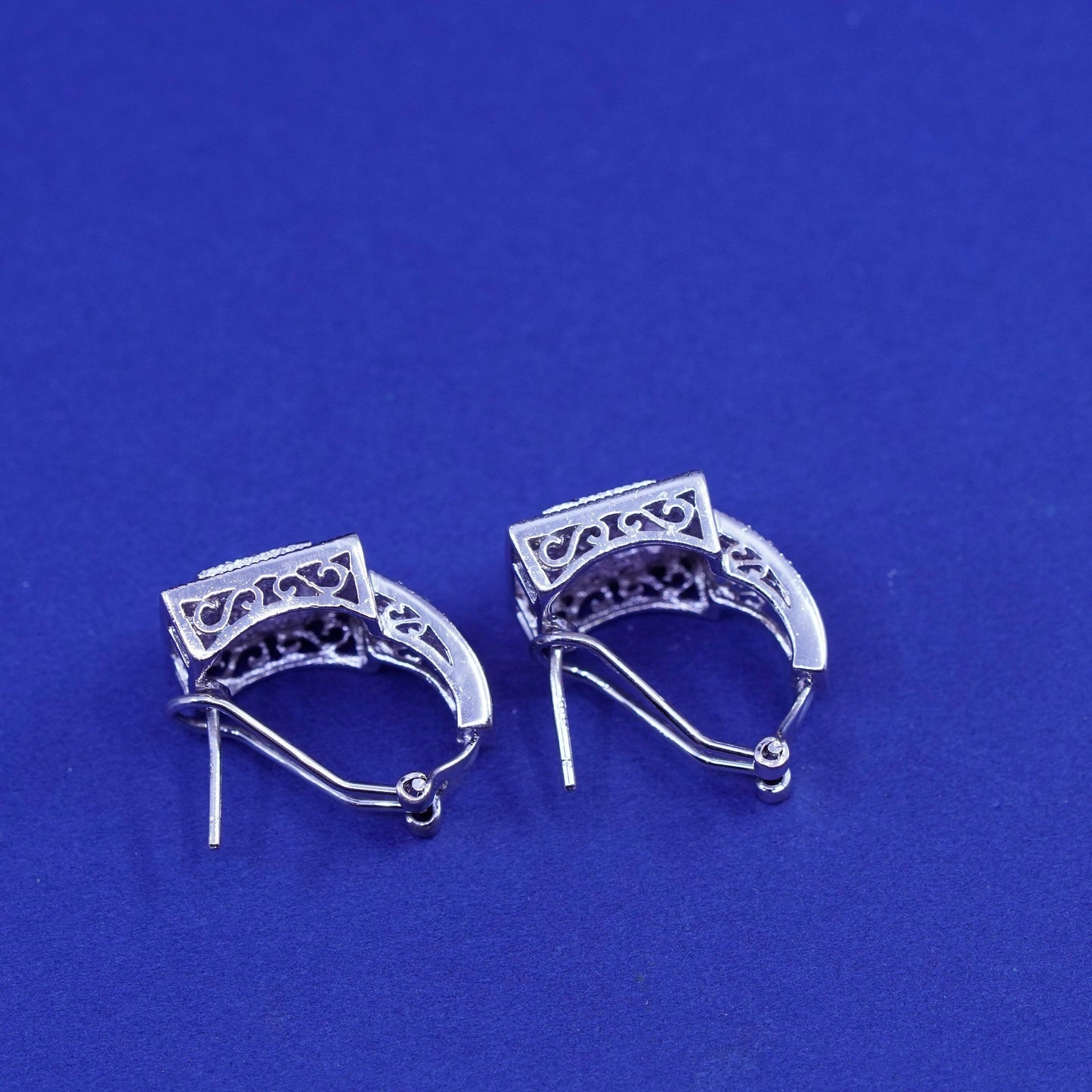 Vintage Sterling silver earrings, 925 circle with cluster cz