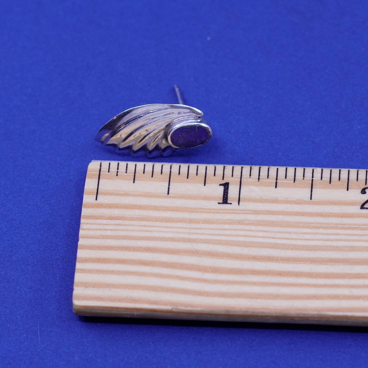 Vintage sterling silver handmade earrings, 925 ribbed studs with lapis lazuli
