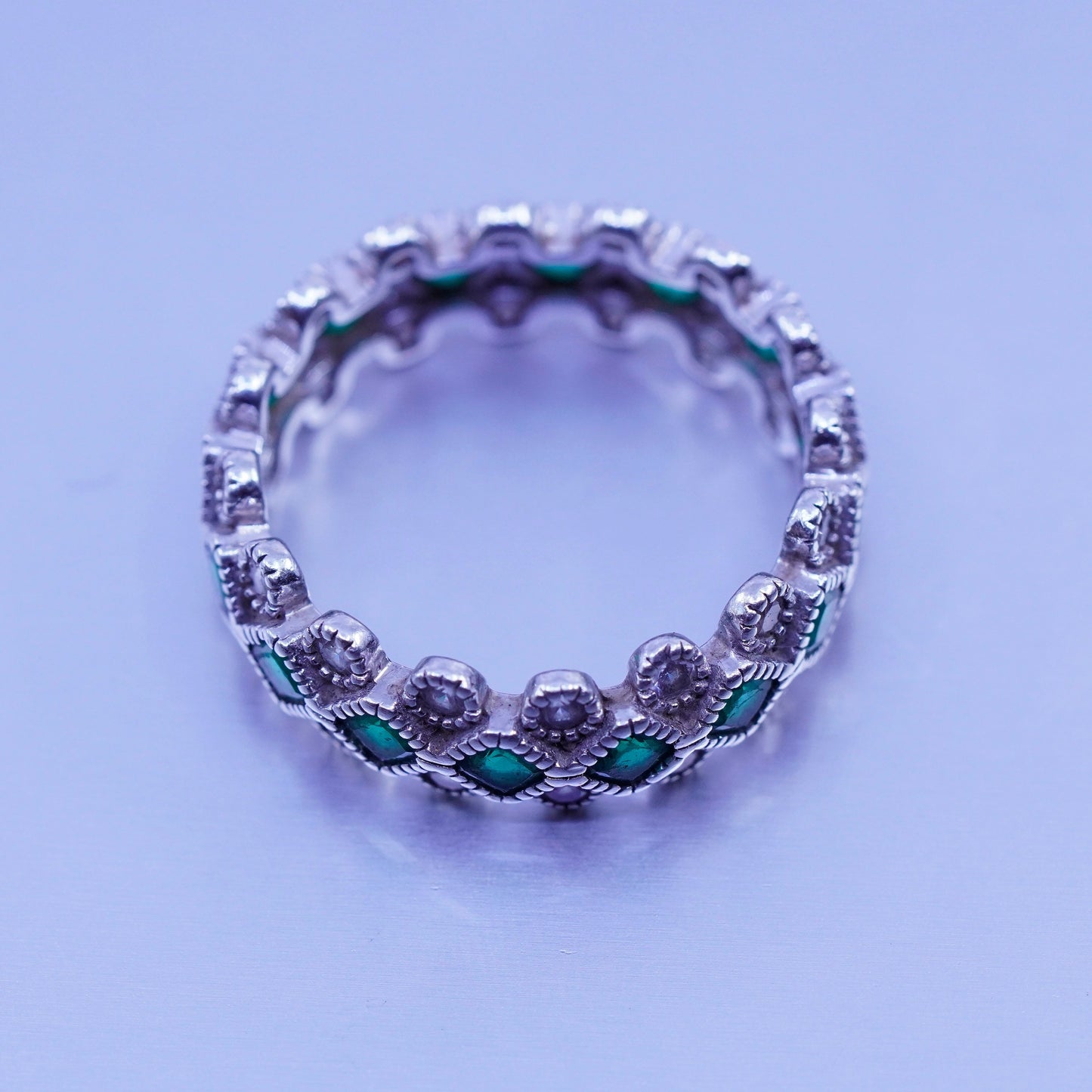 Size 10, vintage Sterling 925 silver handmade band ring with cluster green Cz
