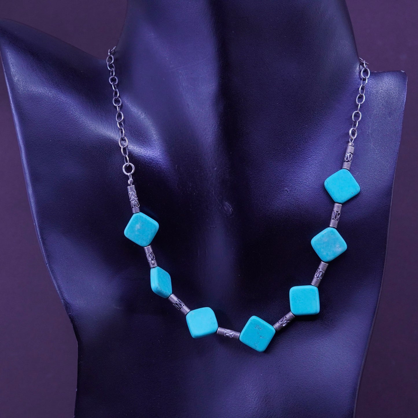 15”. Native American Sterling 925 silver handmade necklace w/ square turquoise