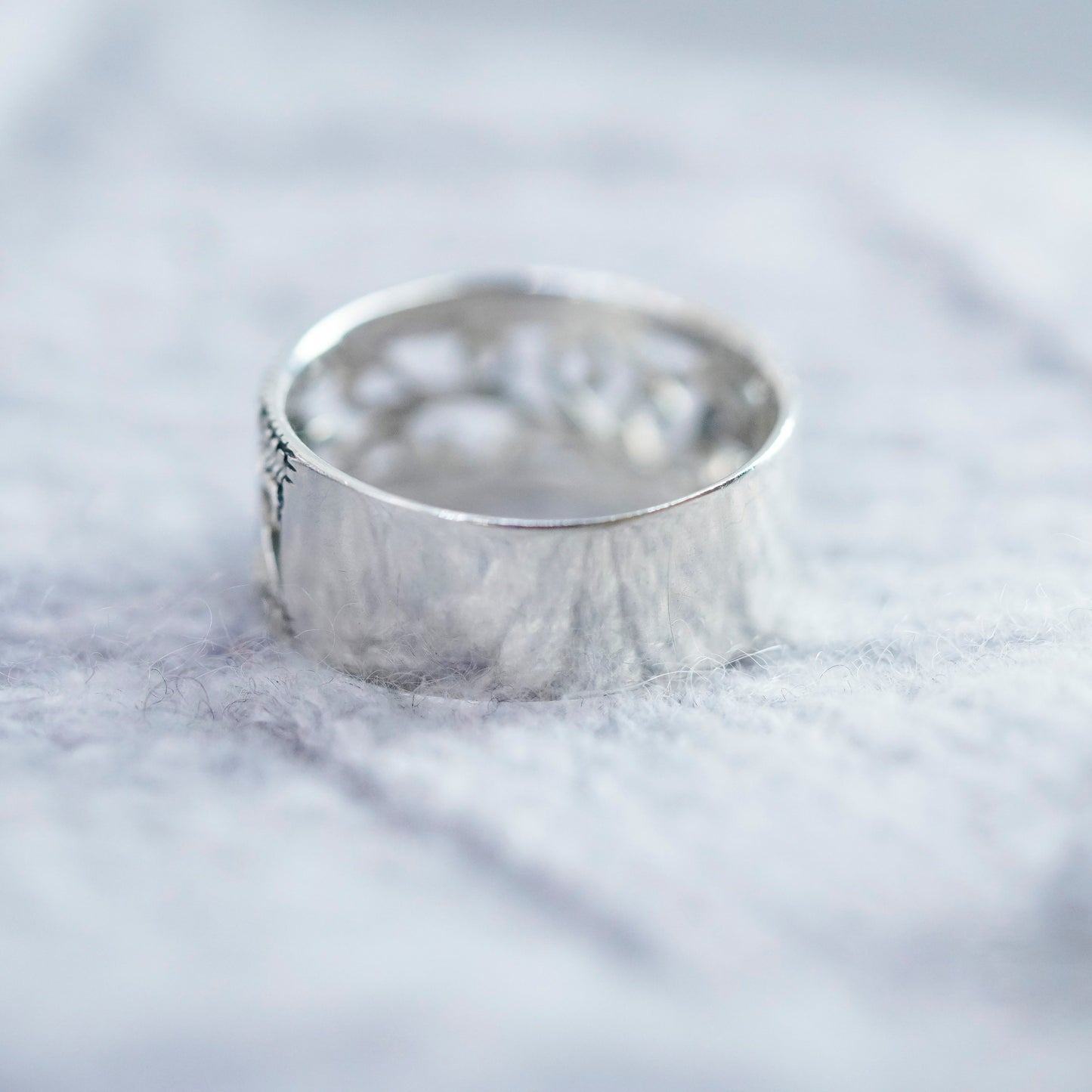 Size 7.75, vintage Sterling 925 silver handmade ring, filigree band