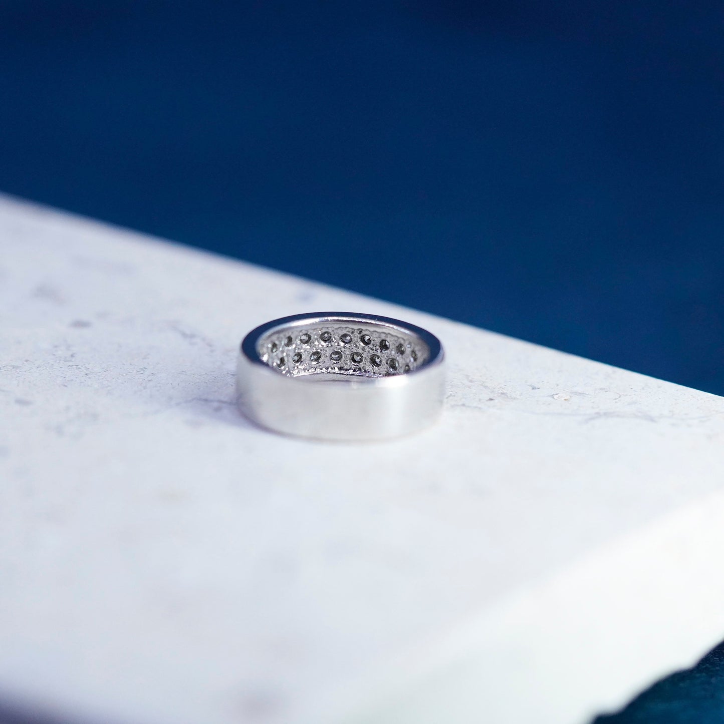 Size 5, vintage Sterling silver ring, 925 band with clear cz