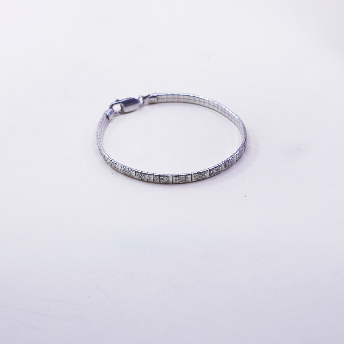 7”, 5mm, Vintage Sterling silver omega bracelet, textured Italy 925 chain