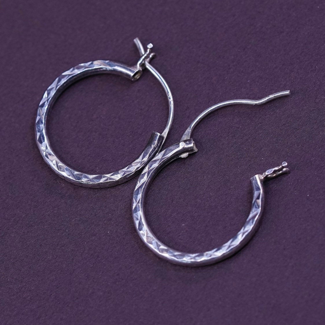 0.75", vtg Sterling silver handmade hoops, 925 diamond cut earrings