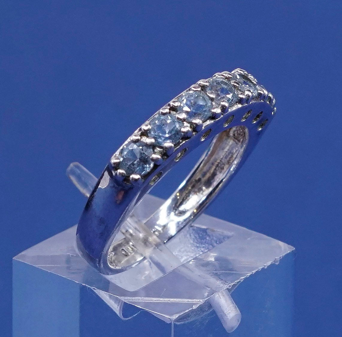 Size 6.25, vtg sterling silver ring, 925 w/ sapphire