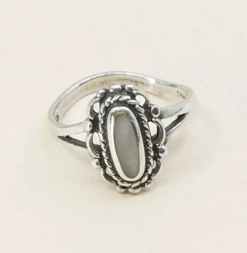 Sz 6.5, Vtg Navajo Sterling Silver Handmade Ring, 925 Silver Band W/ MOP inlay