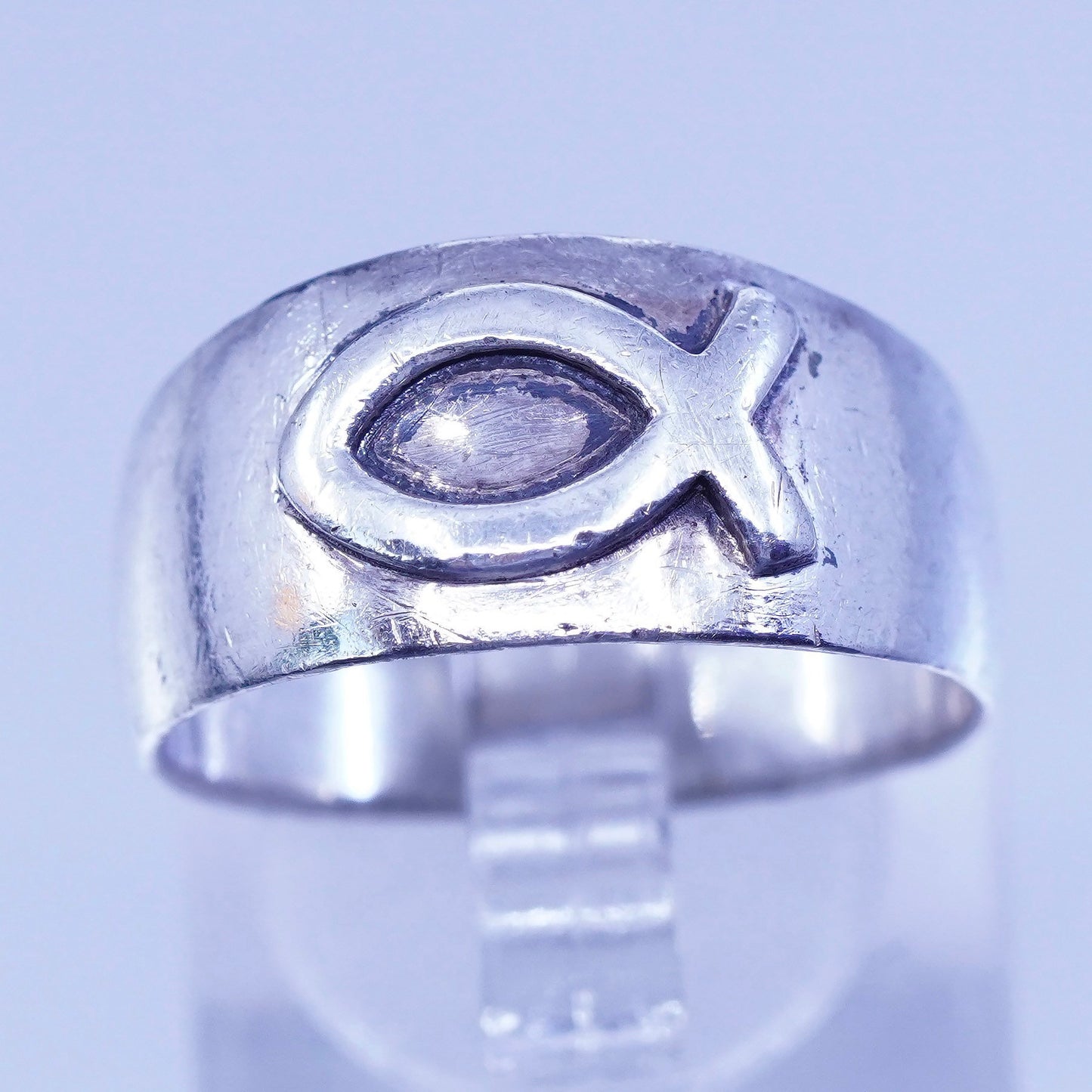 Size 8.25, vtg southwestern Sterling 925 silver handmade ring, modern fish band