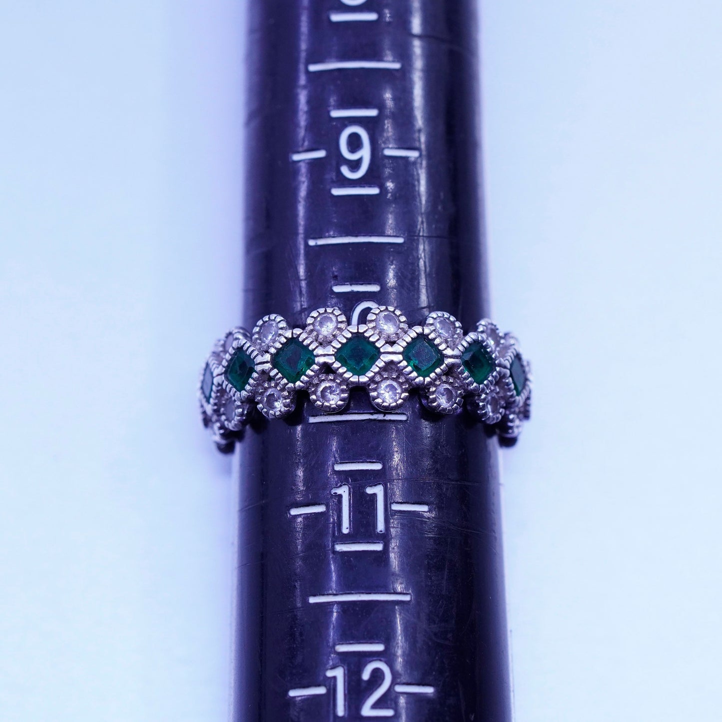 Size 10, vintage Sterling 925 silver handmade band ring with cluster green Cz