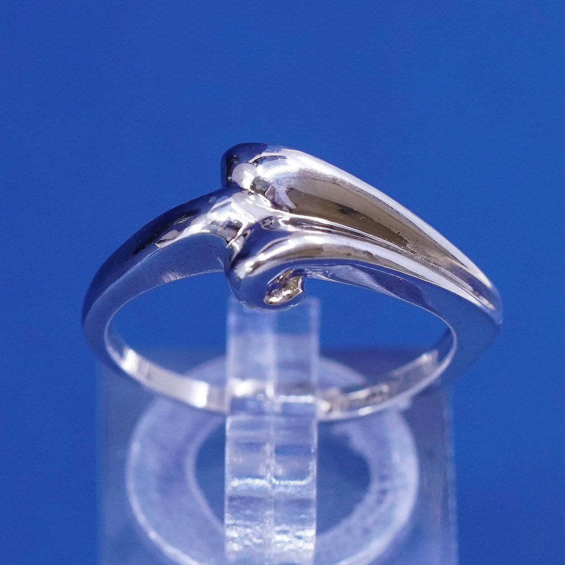 sz 7.5, vtg Sterling silver handmade ring, 925 wide swirly band
