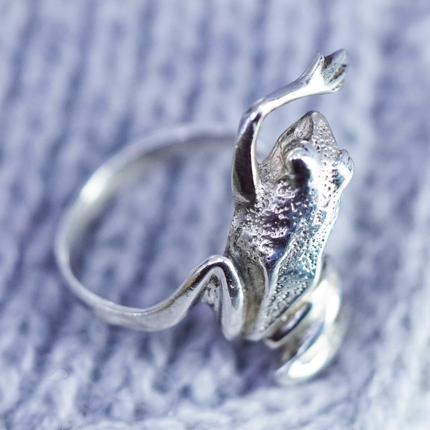 Size 8.25, vintage Sterling 925 silver handmade frog ring