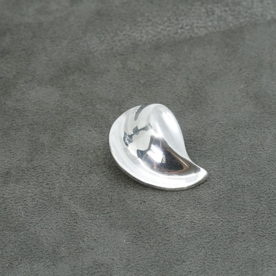 Vintage Zina modern Sterling silver handmade clip on, 925 ribbed earrings