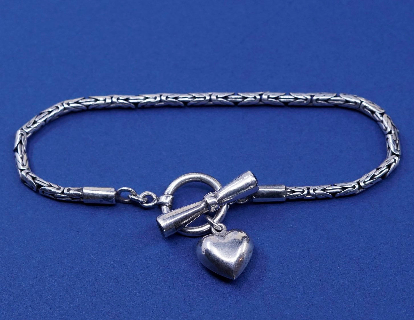 7", Sterling silver 925 Byzantine, birdcage bracelet w/ heart charm N peridot