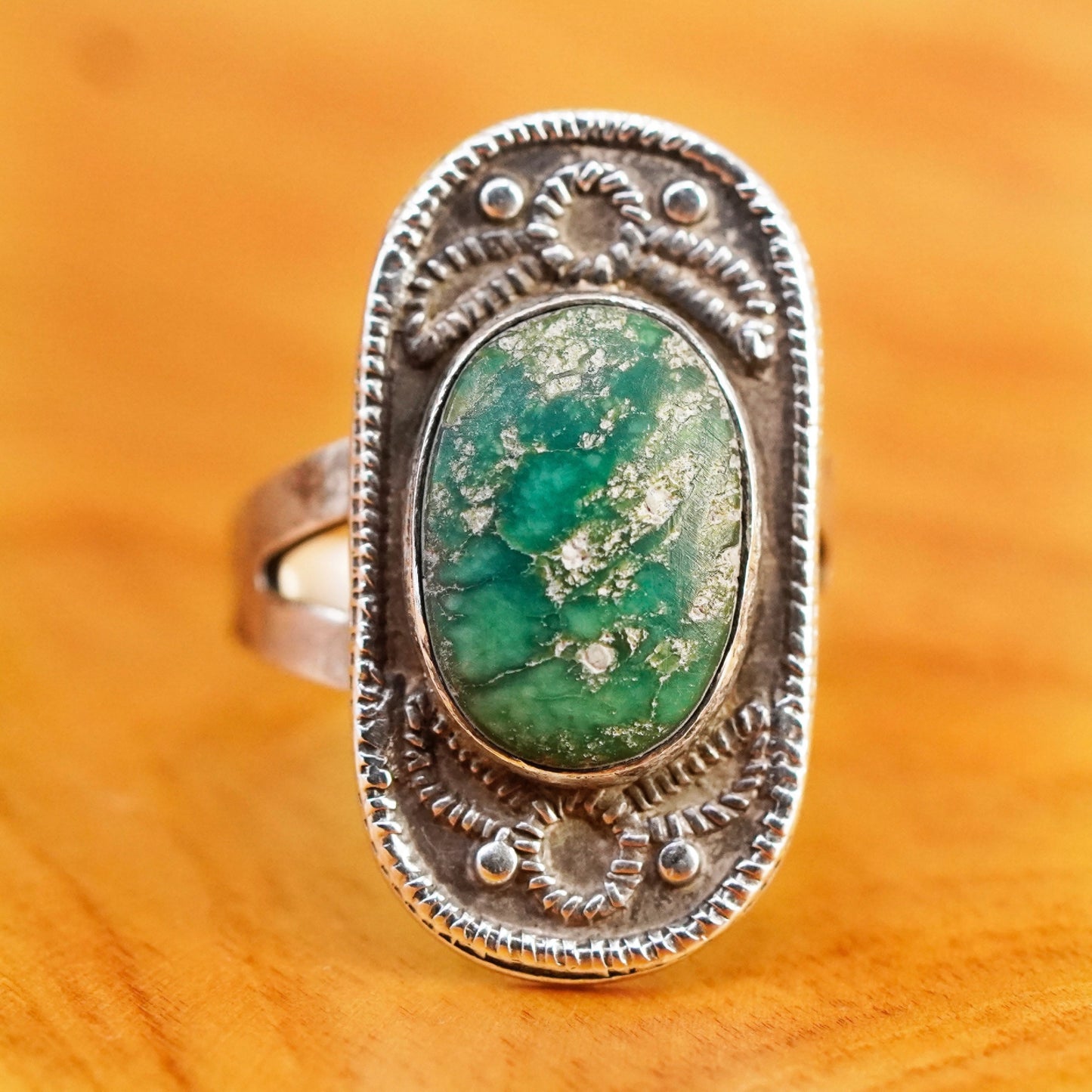 Size 6.5, vintage Sterling 925 silver statement ring with Carico Lake turquoise
