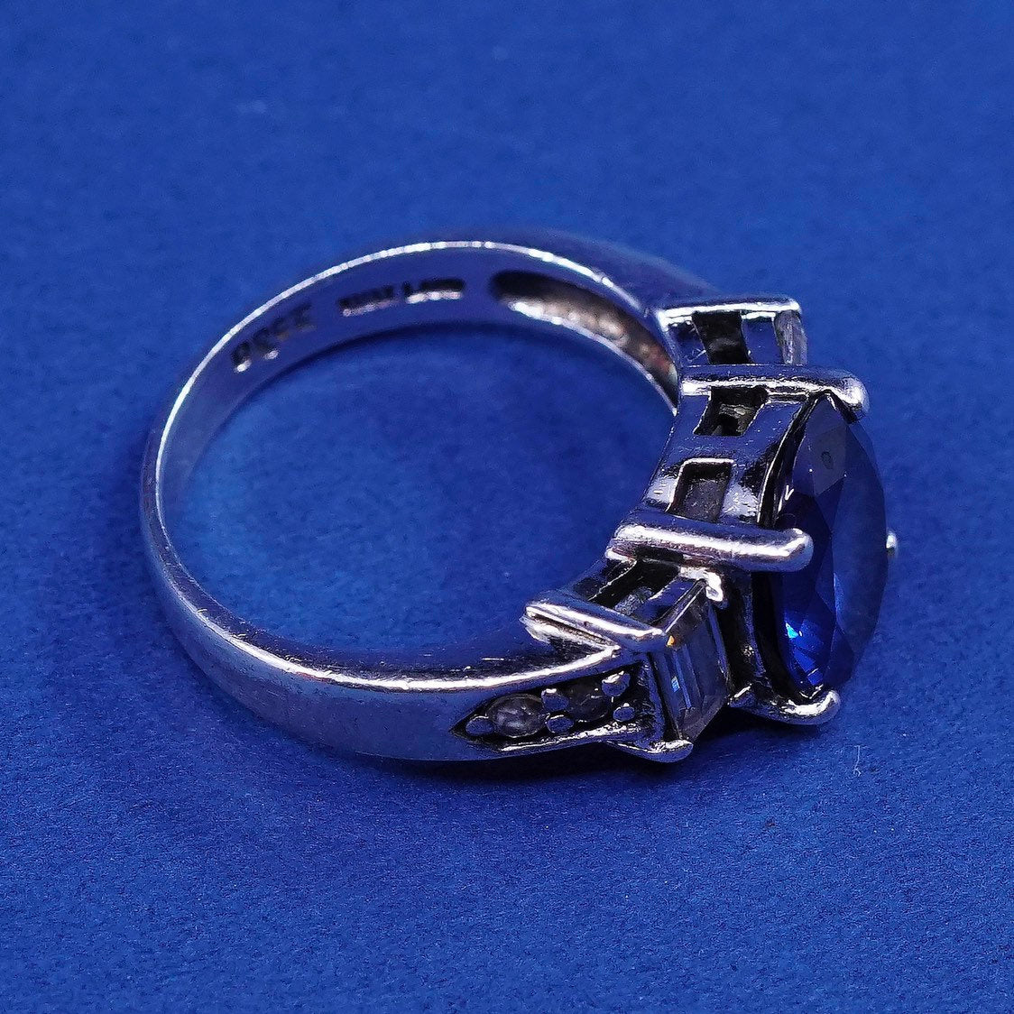 sz 7.25, vtg CSJ Sterling silver handmade ring, 925 w/ sapphire N crystal