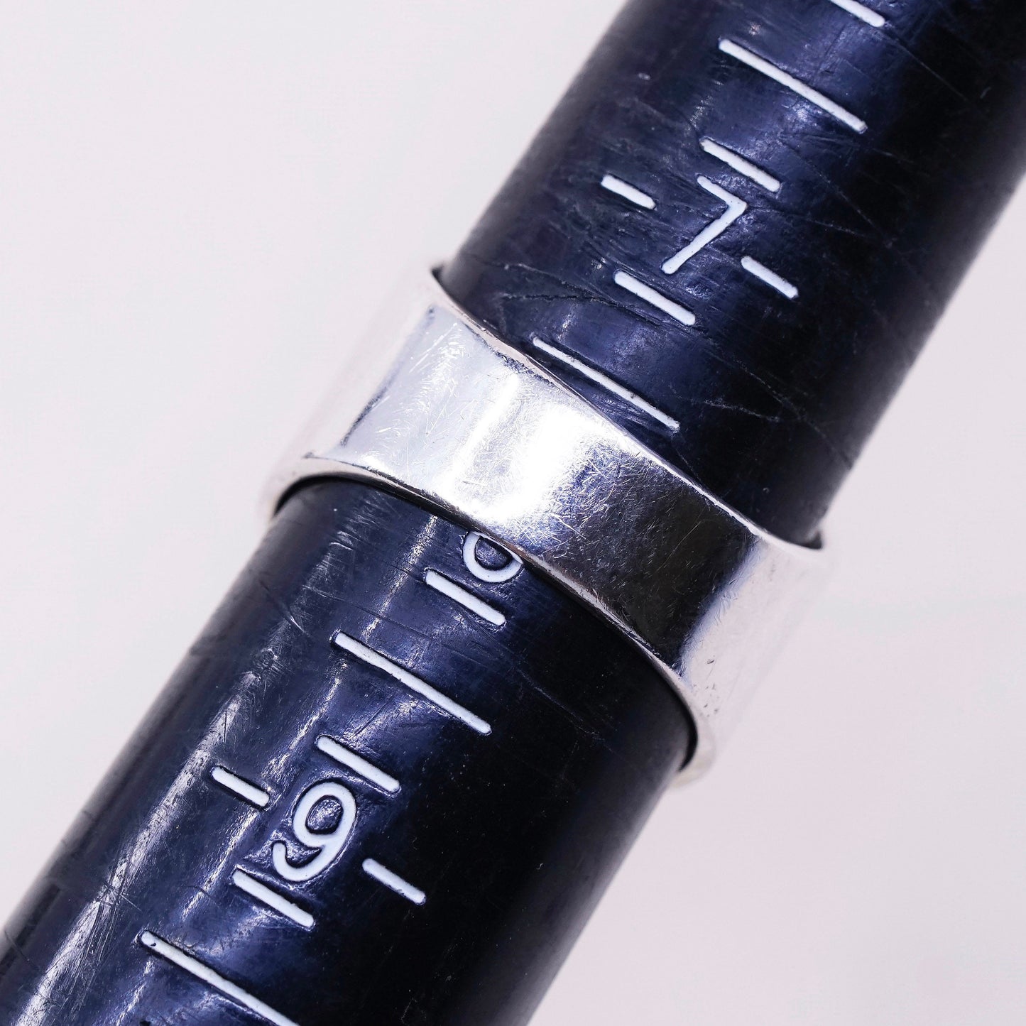 sz 7.5, vtg Sterling 925 silver handmade statement ring w/ blue topaz