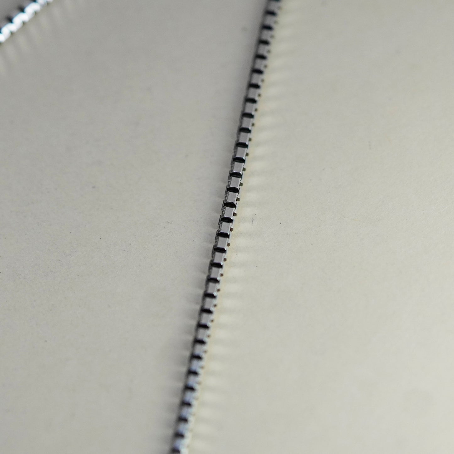 18”, 2mm, Vintage sterling silver Italy 925 silver box chain, necklace