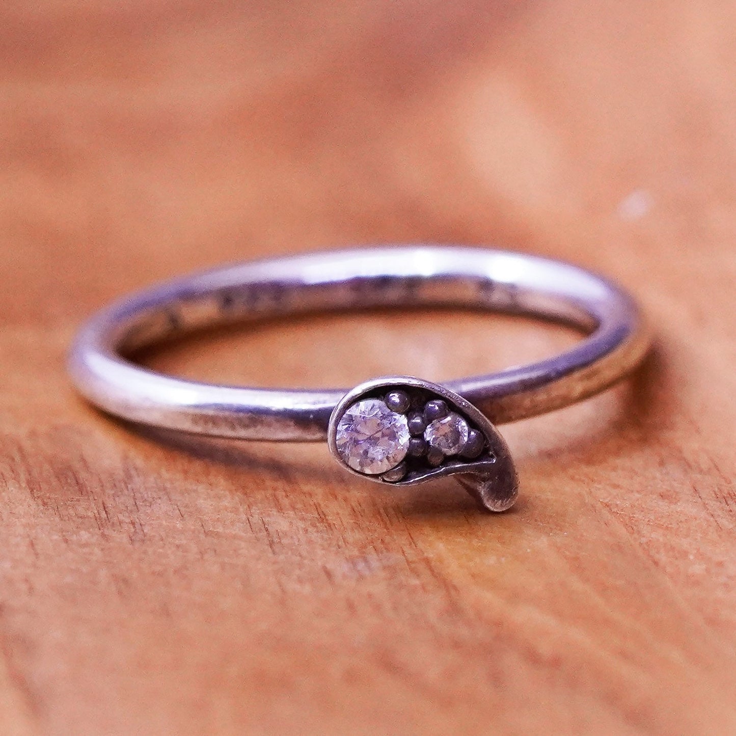 Size 5.75, vintage Sterling silver handmade ring, 925 band with teardrop and cz