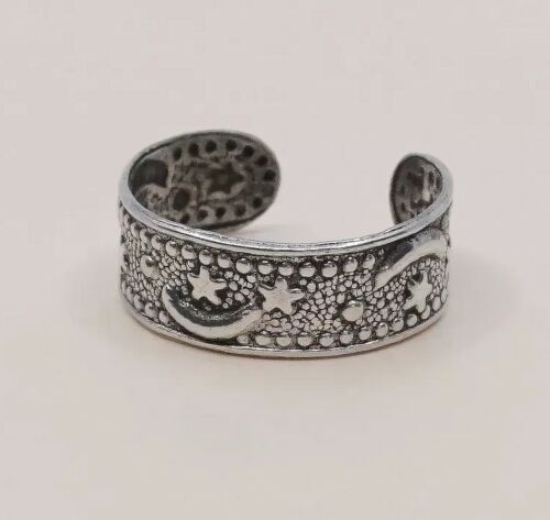 Size 4, Vtg Sterling Silver handmade open end Ring. 925 Moon N Star Band