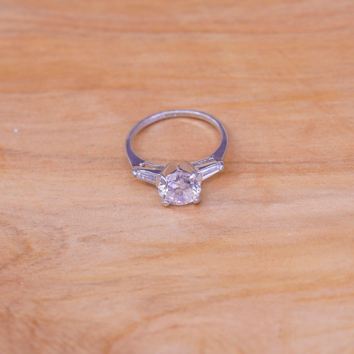 Size 7, vintage Sterling 925 silver anniversary ring with clear cz