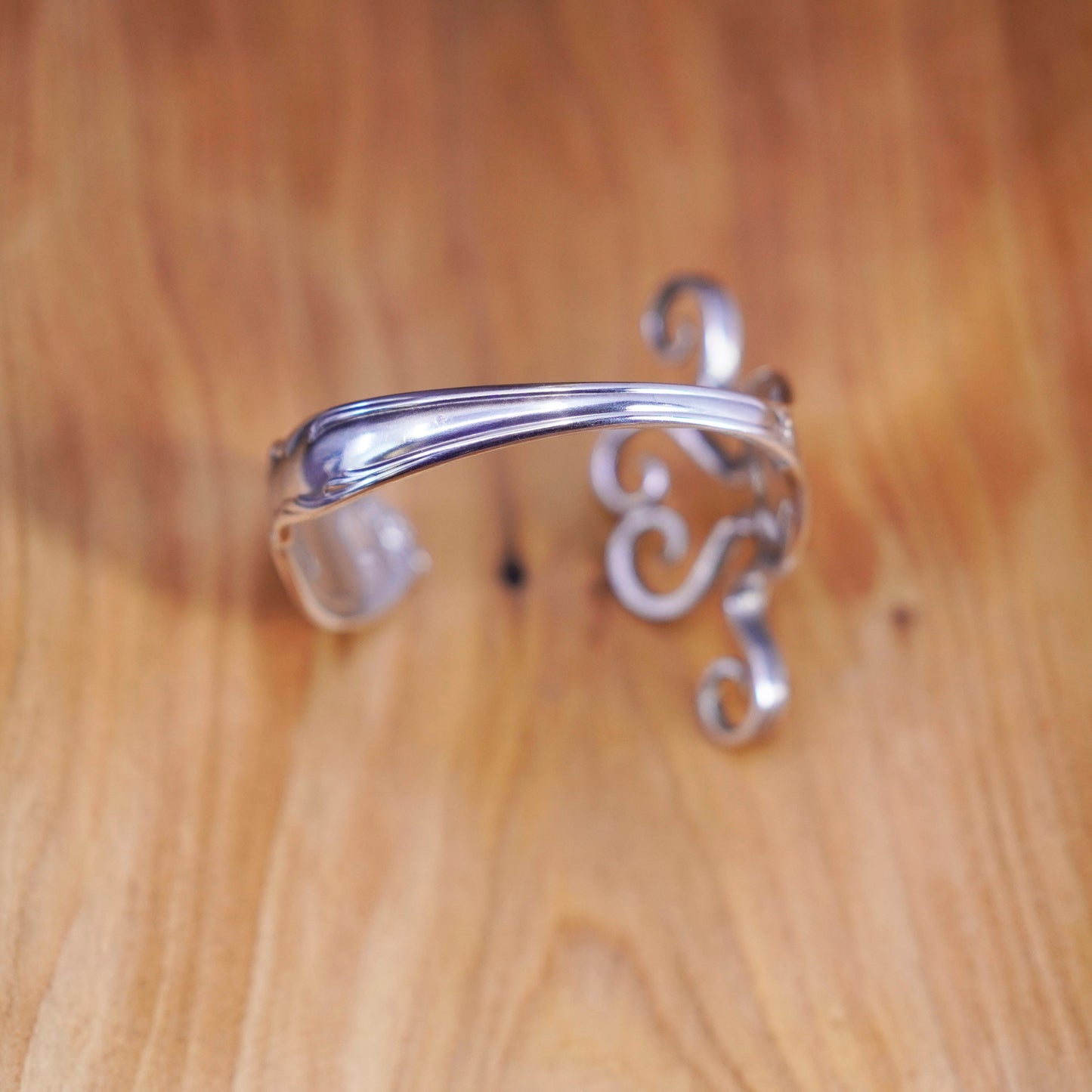 6.25”, vtg WM ROGERS Sterling 925 silver handmade bracelet, fork heart cuff