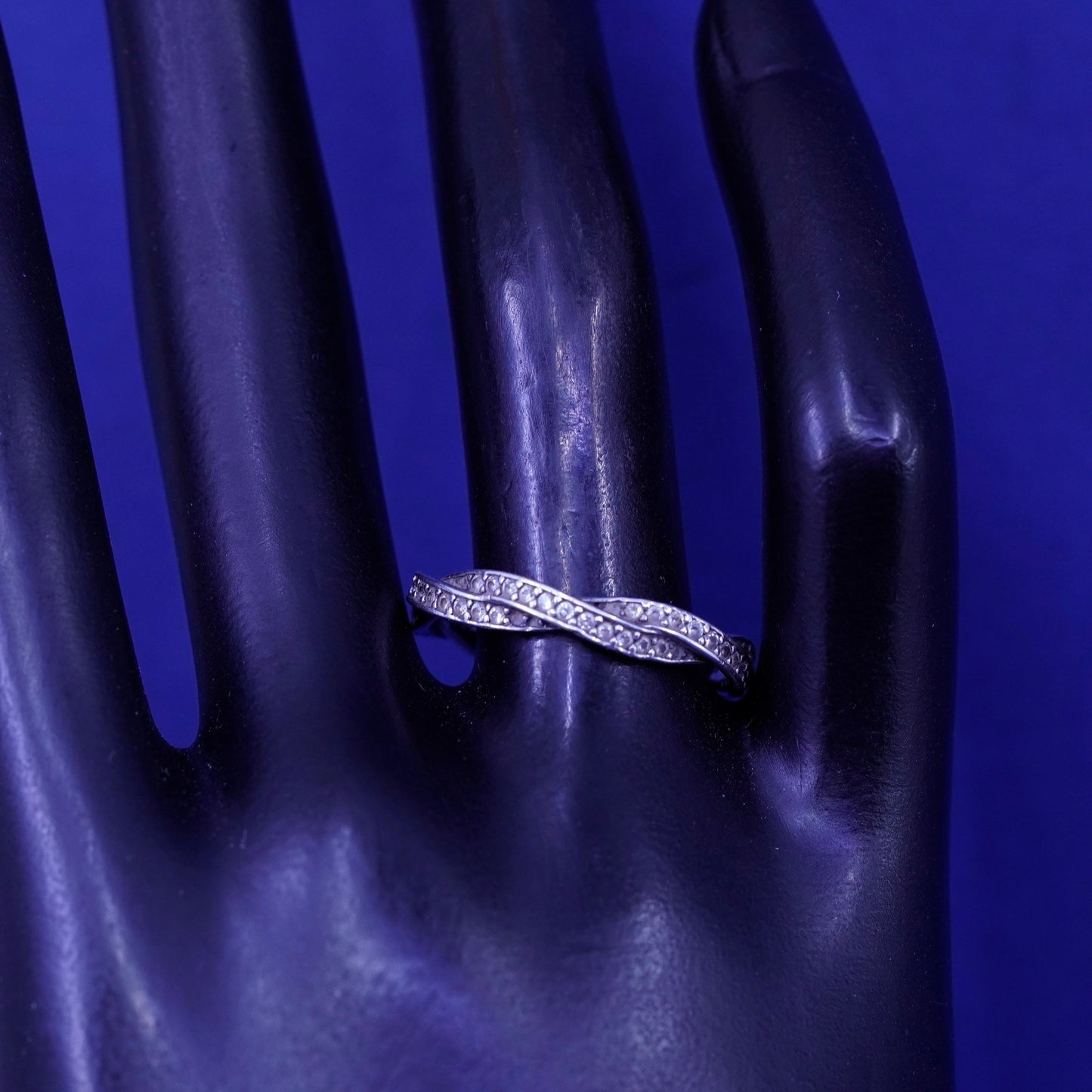 Size 8.5, vintage ALE sterling silver handmade ring, 925 entwined band with cz