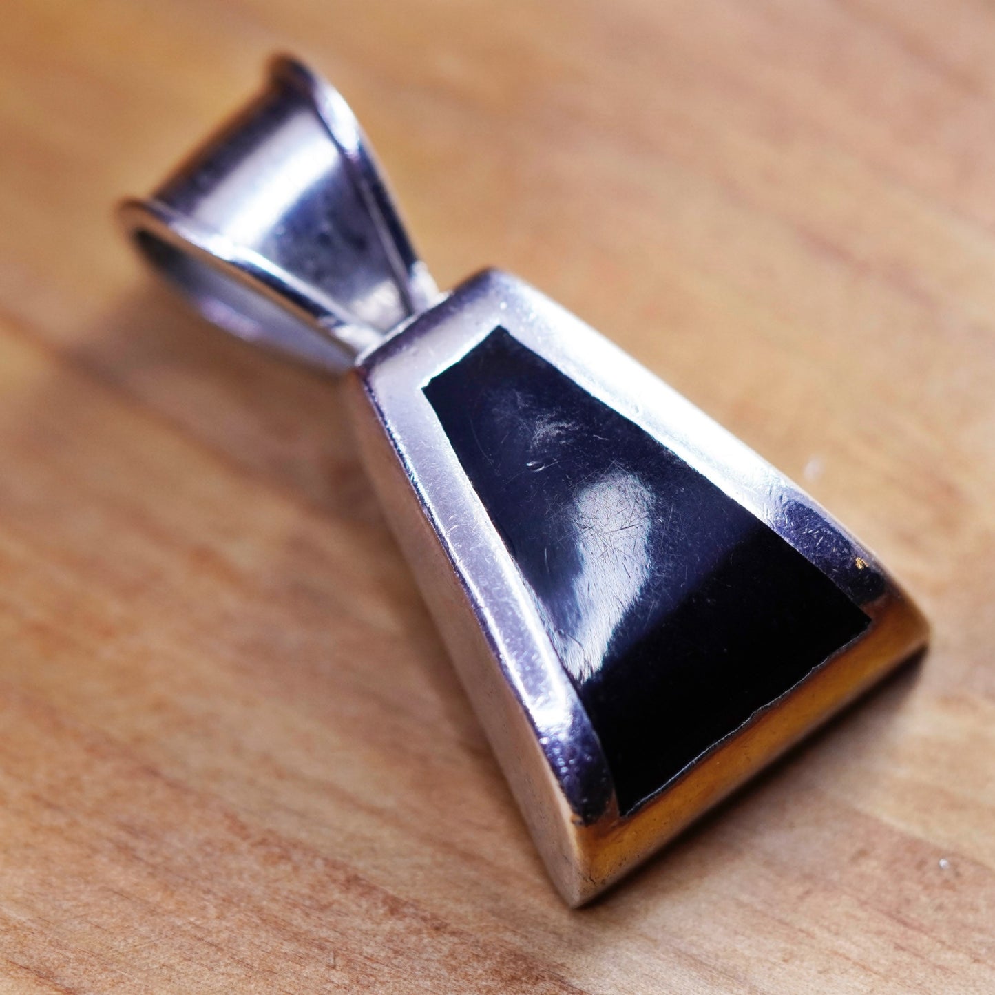 Vintage Mexico Sterling 925 silver handmade pendant with onyx inlay