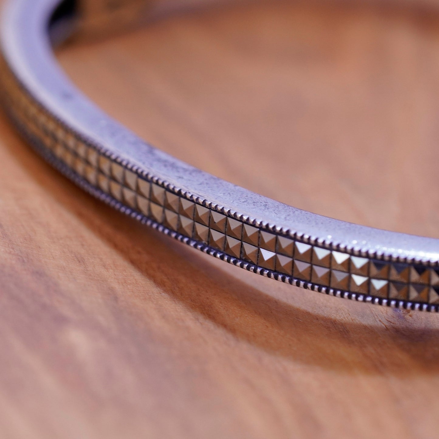 6.75”, vtg Judith Jack sterling silver bracelet, 925 hinged bangle Marcasite