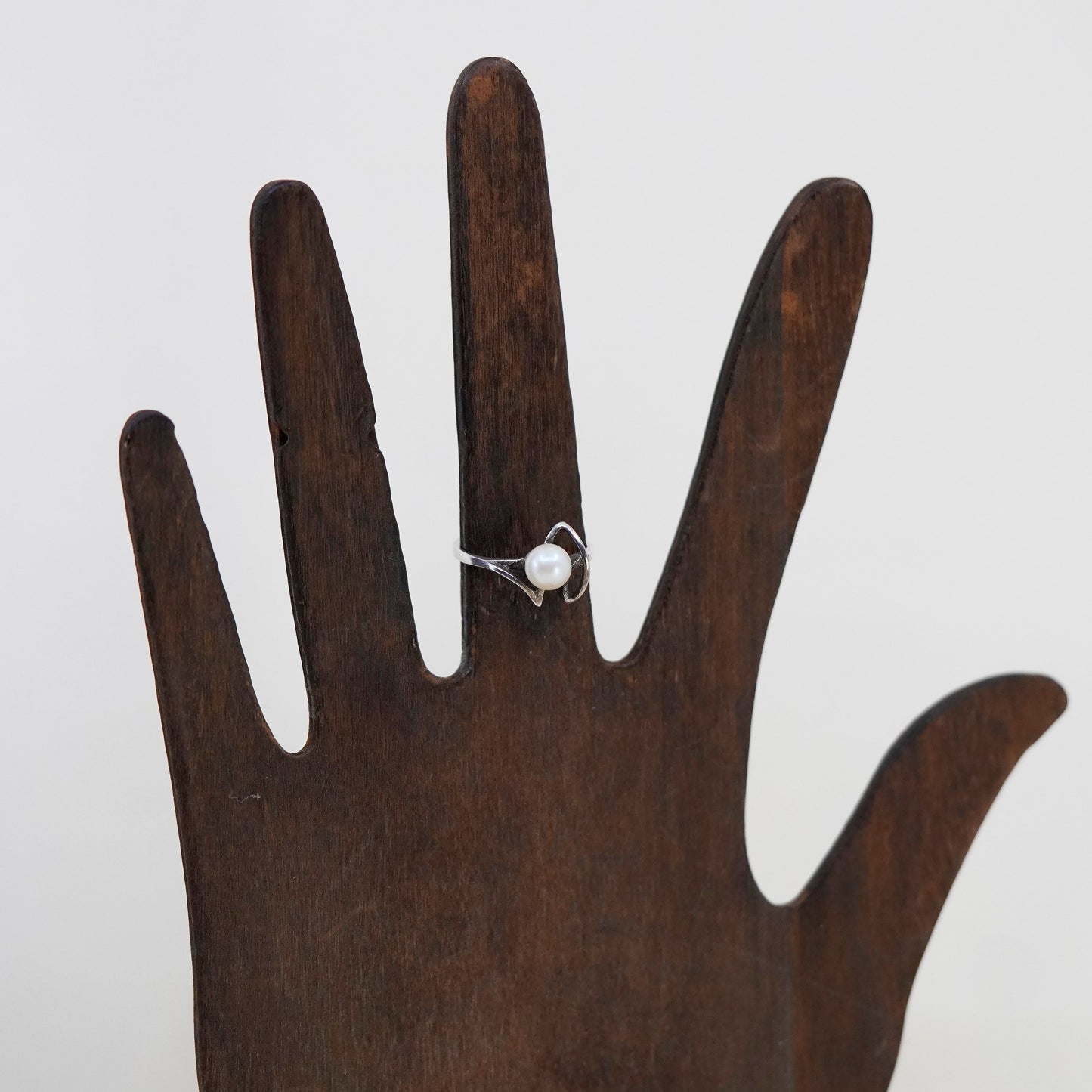 Size 6, vintage Sterling silver handmade ring, 925 band with pearl