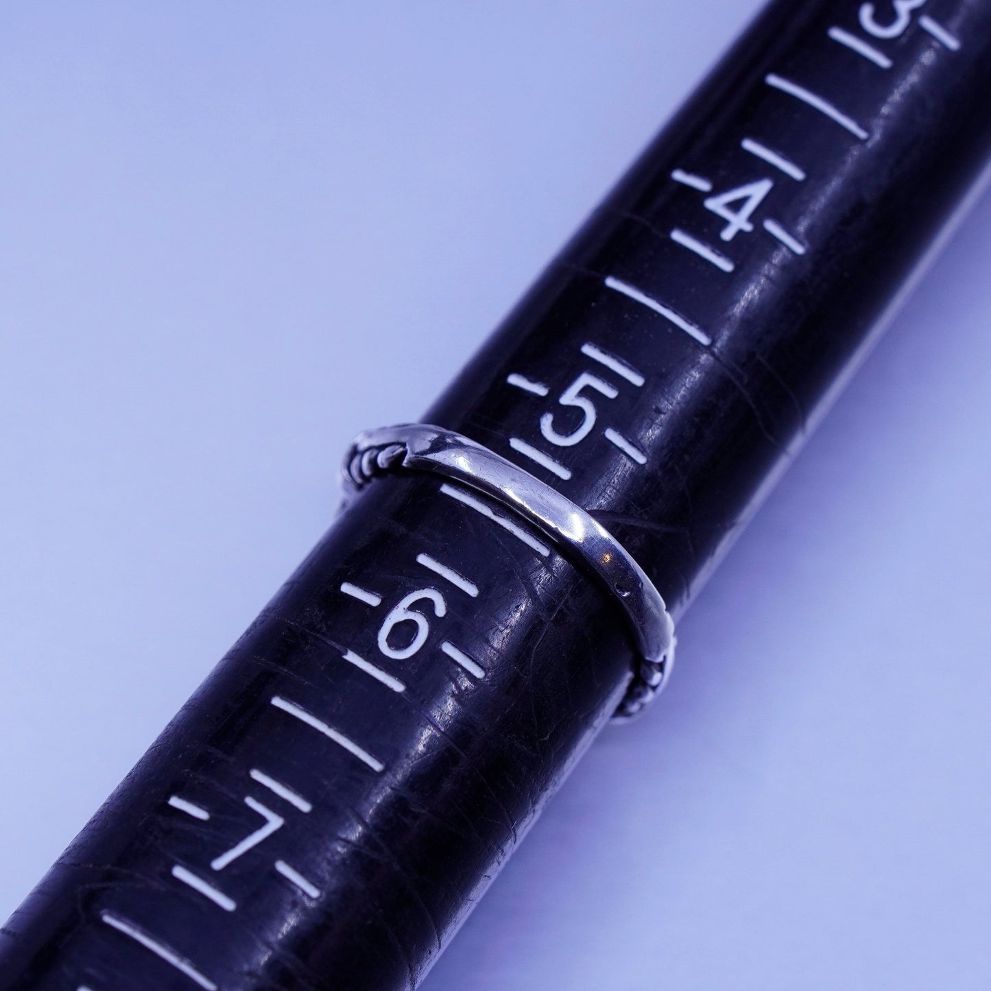 Size 5.5, vtg Sterling 925 silver stackable ring, initial letter R cable band