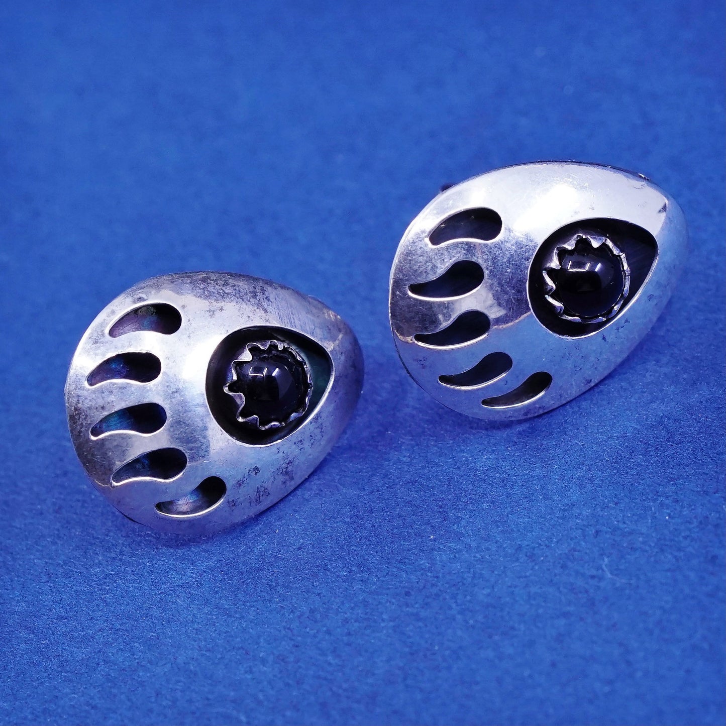 Native American sterling silver handmade earrings, 925 bear paw studs obsidian