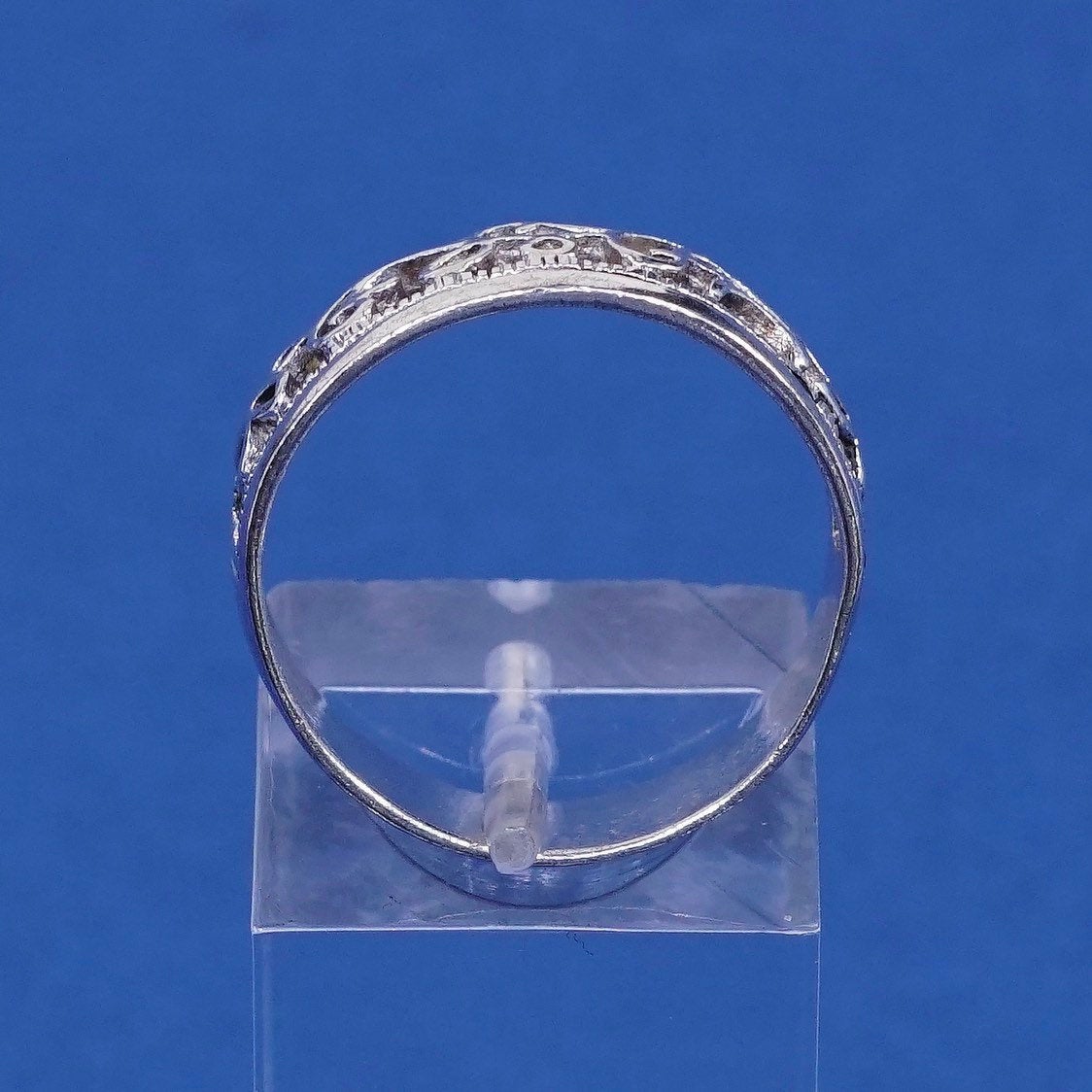 Size 7.5, vtg Sterling silver handmade ring, 925 band w/ filigree