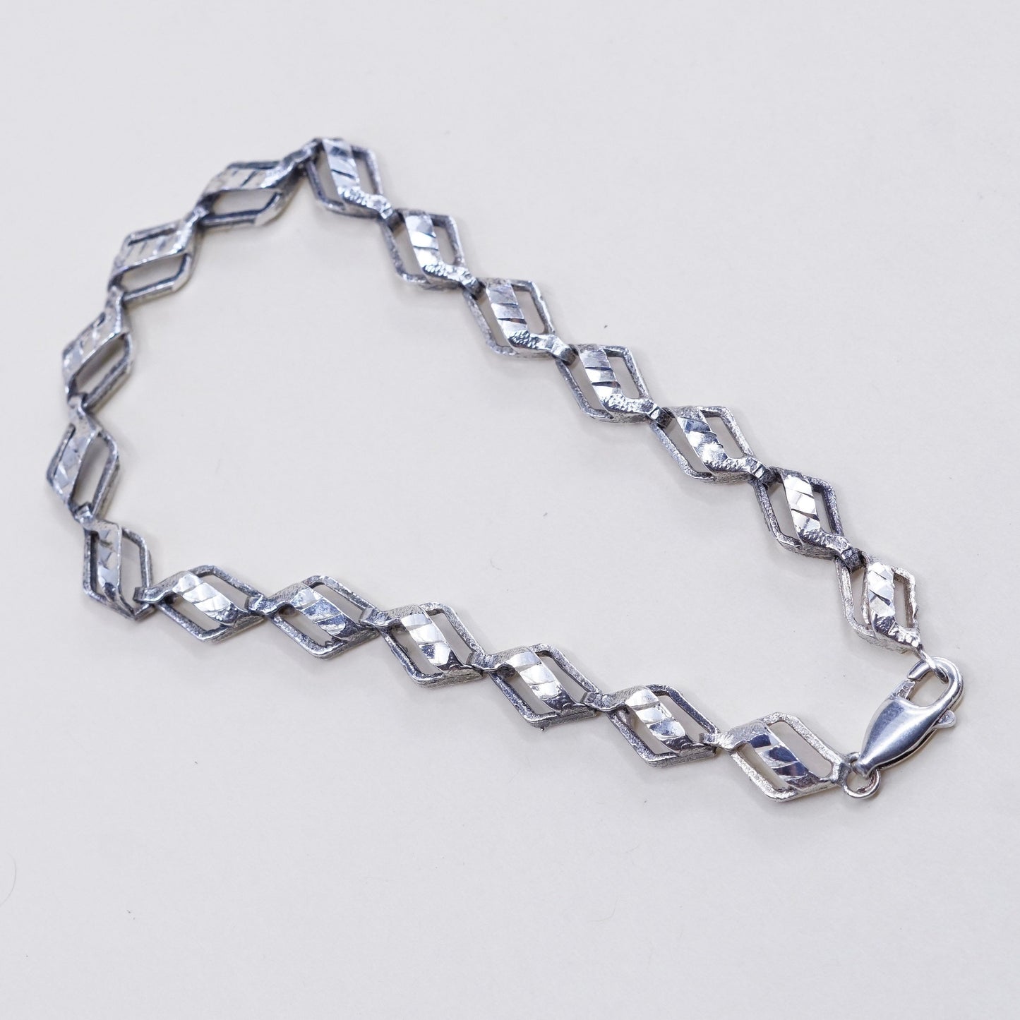 7.25”, Vintage sterling silver tennis bracelet, 925 marquise shaped chain