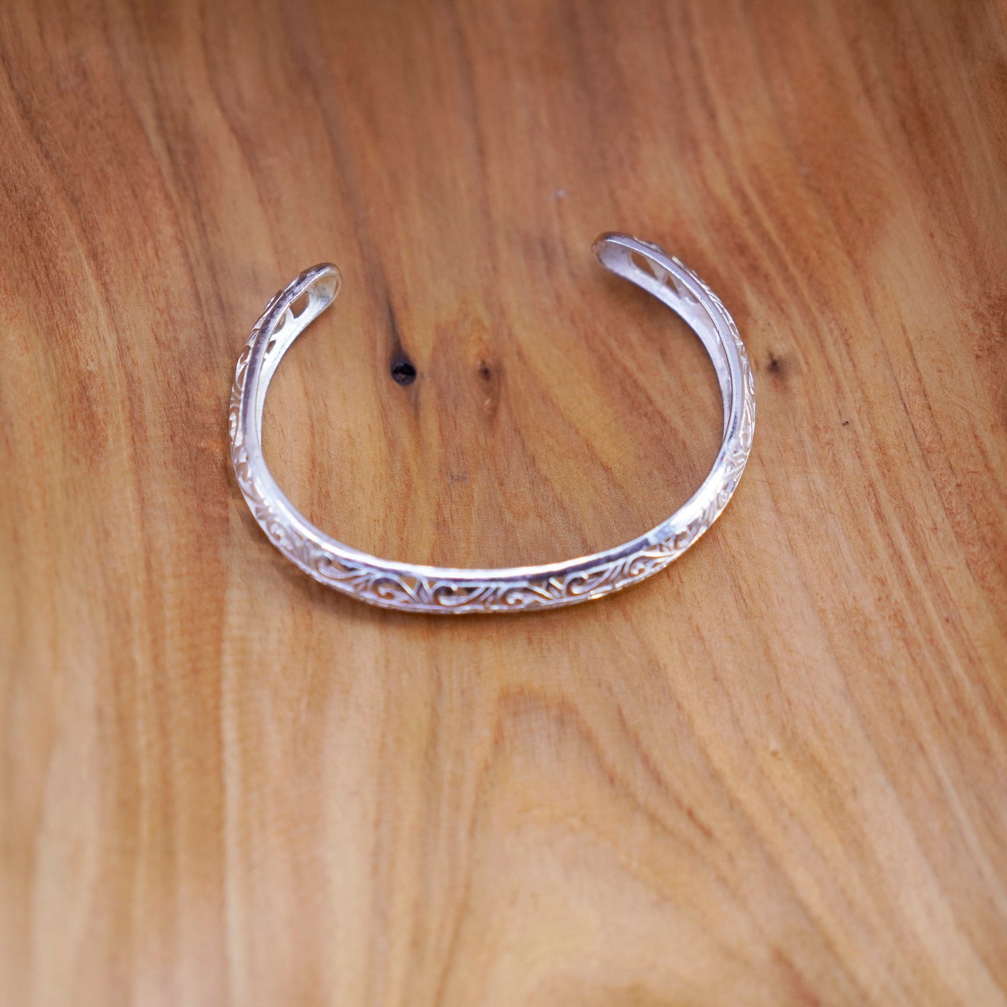 6.25”, Vintage Sterling silver handmade filigree bracelet, Thailand 925 cuff