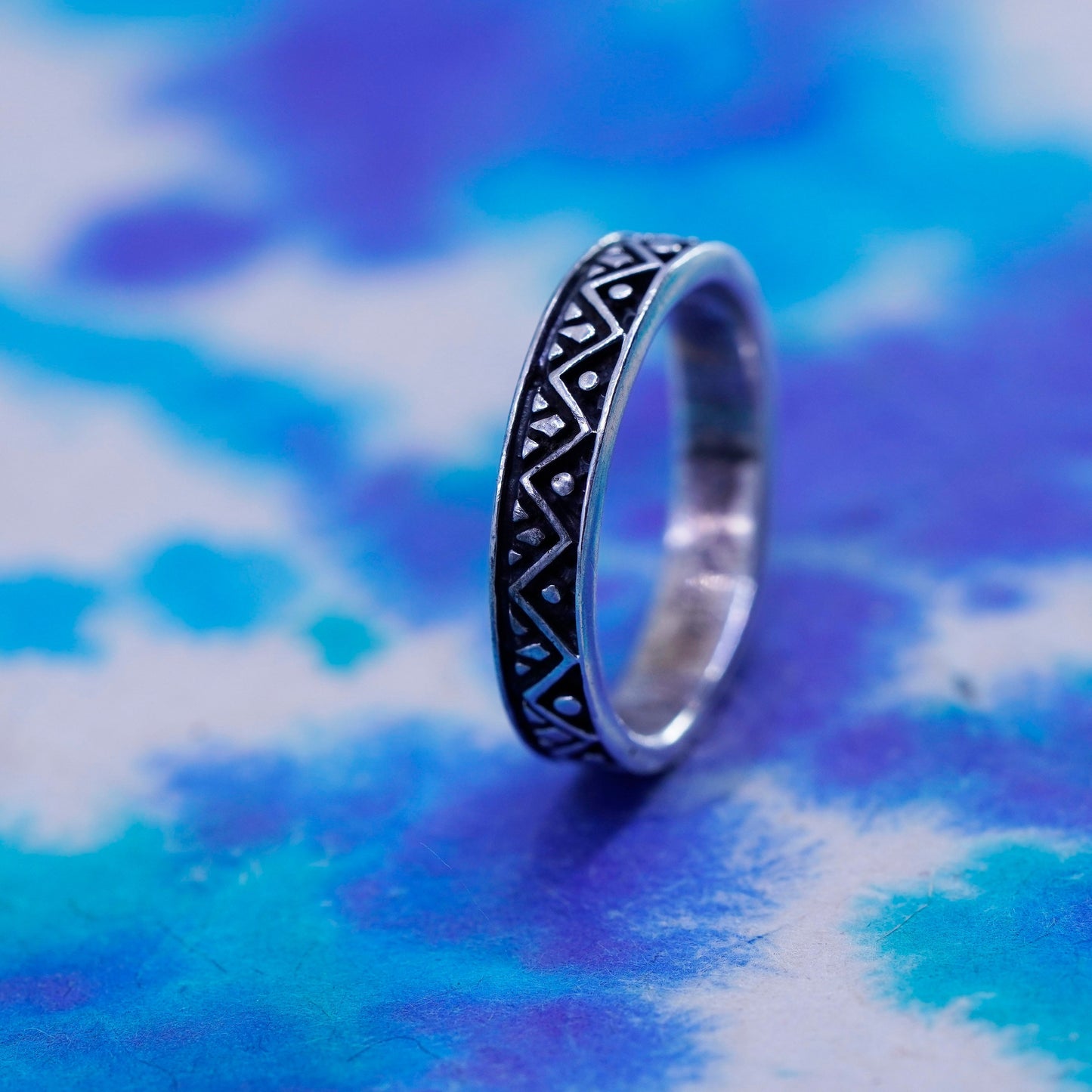 Size 7, vintage Sterling silver ring, southwestern textured 925 stackable band