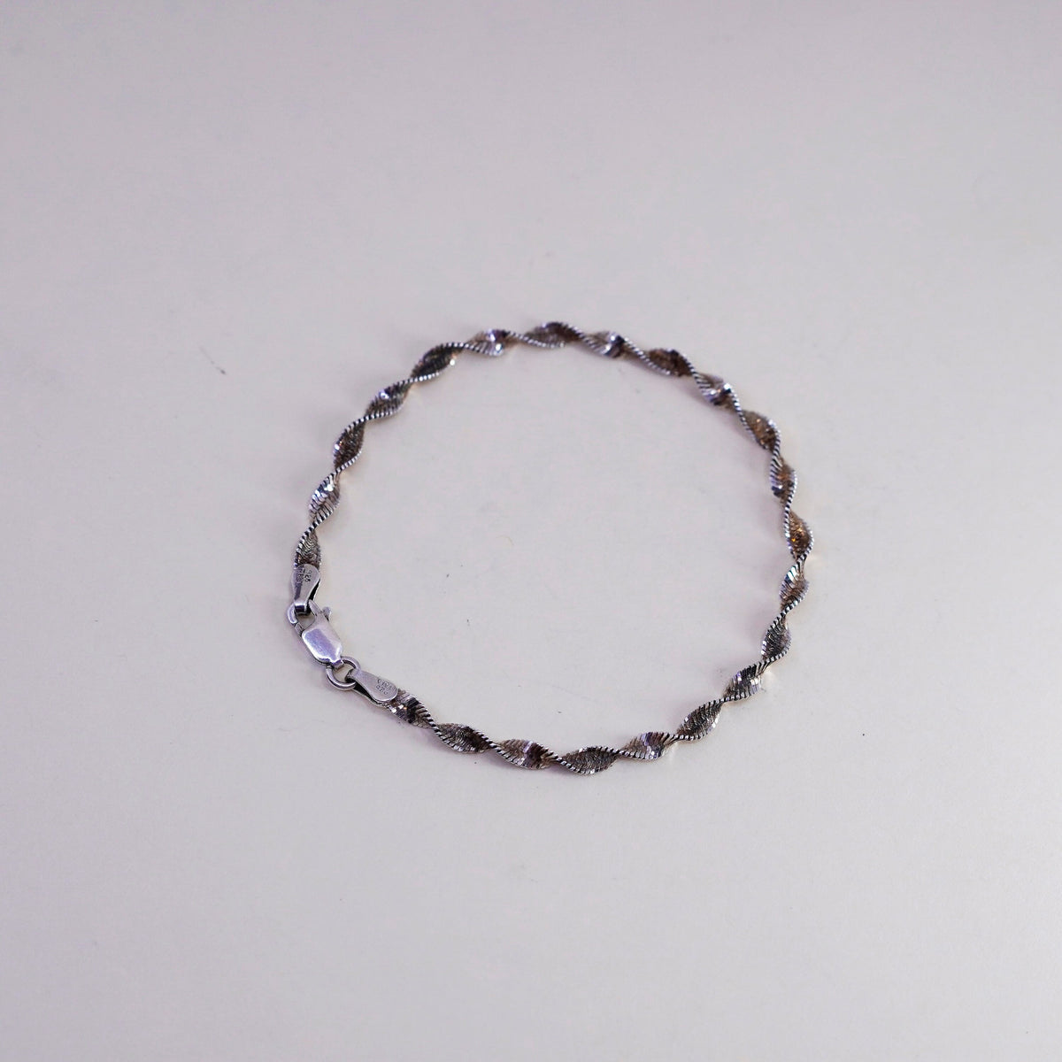 7”, 4mm, Vintage sterling silver bracelet, 925 twisted herringbone chain