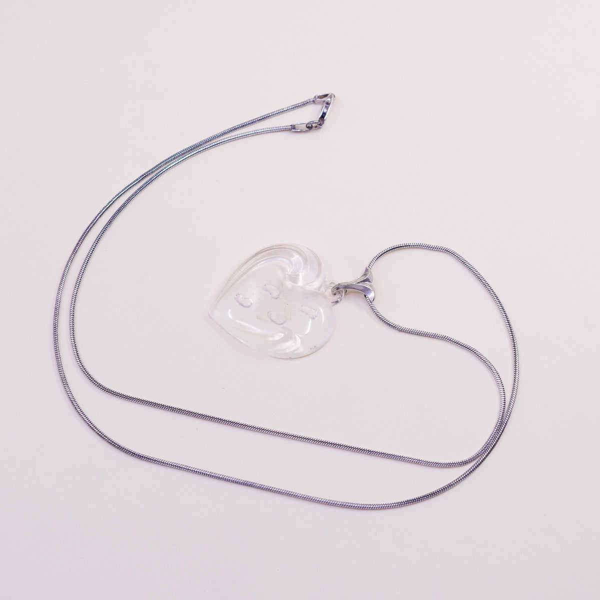 24”, sterling 925 silver snake chain glass heart footprint on the beach pendant