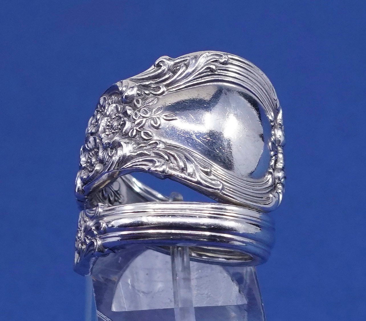 Size 6, vtg LUNT Sterling silver handmade ring, 925 flower spoon band