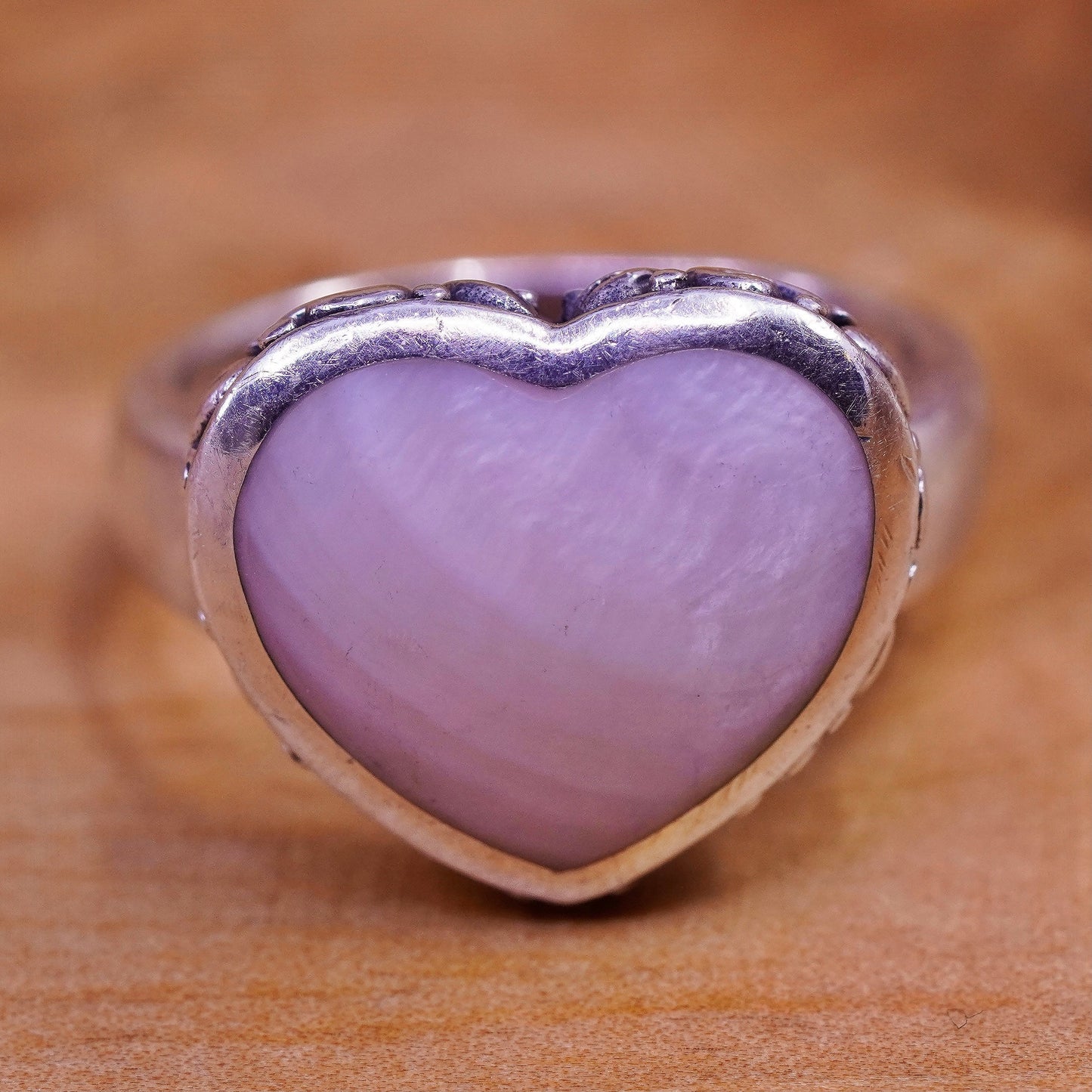 Size 7, vintage Sterling 925 silver handmade ring with pink mother of pearl