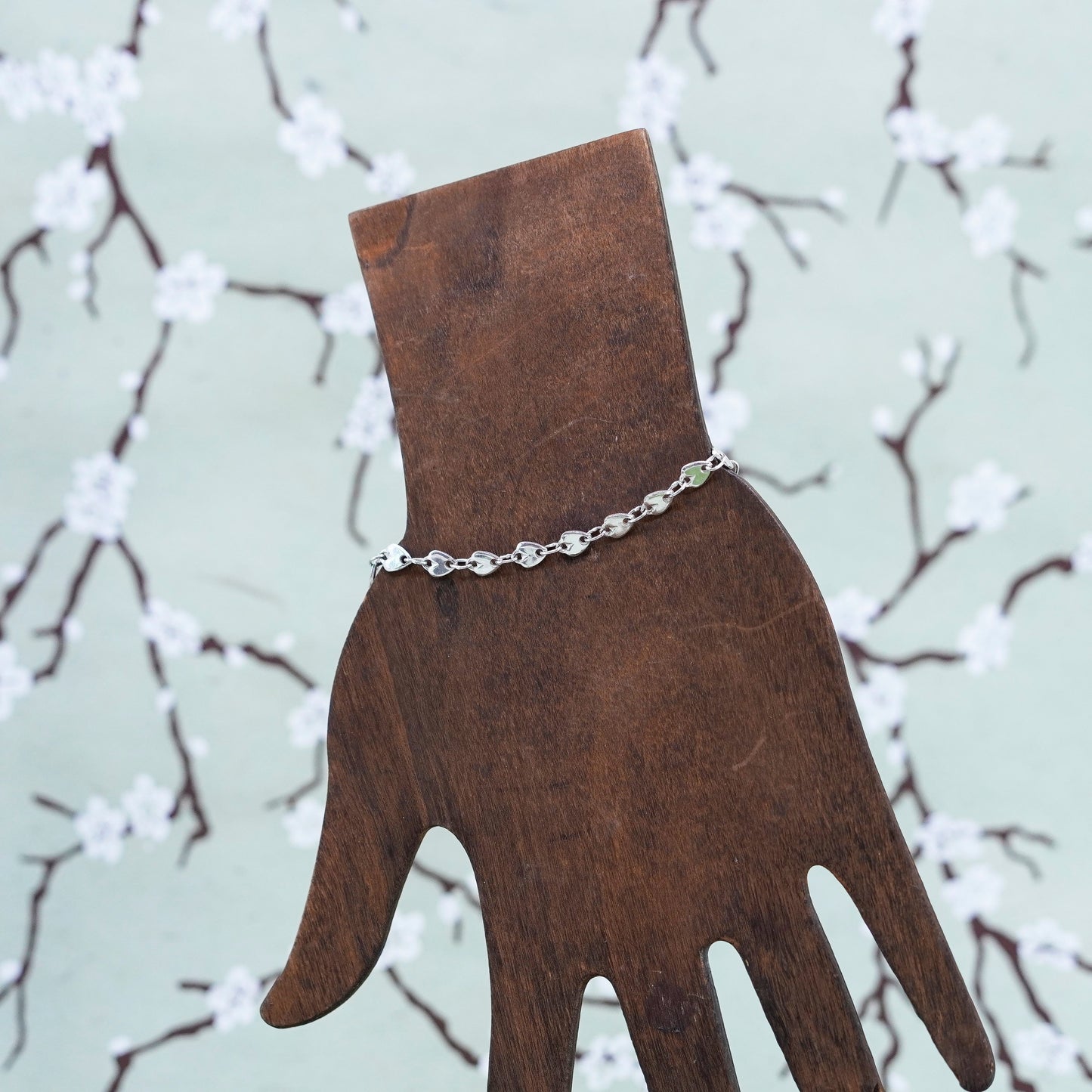 8.75”, Vintage Italian sterling silver bracelet, 925 heart link chain