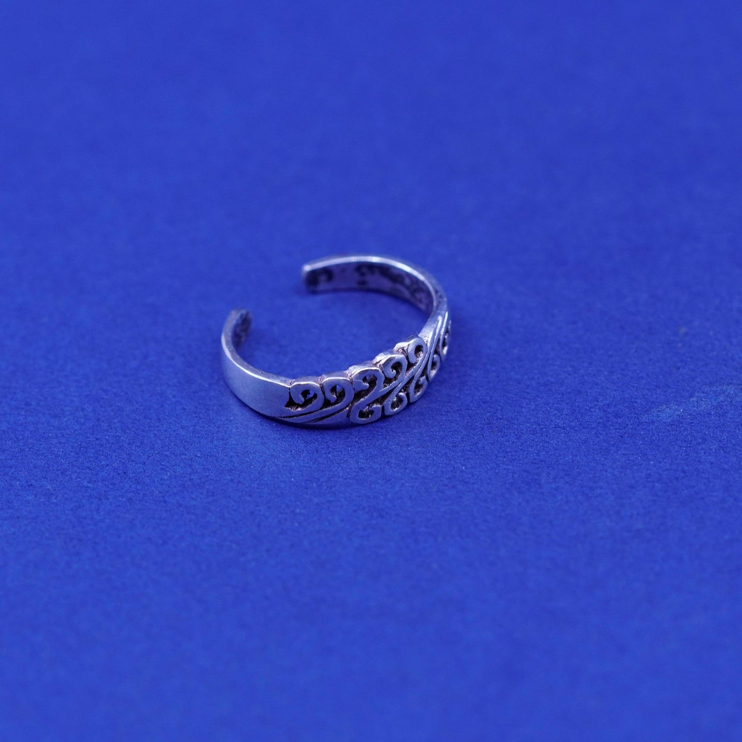 Size 4, vintage Sterling silver handmade ring, 925 filigree open band