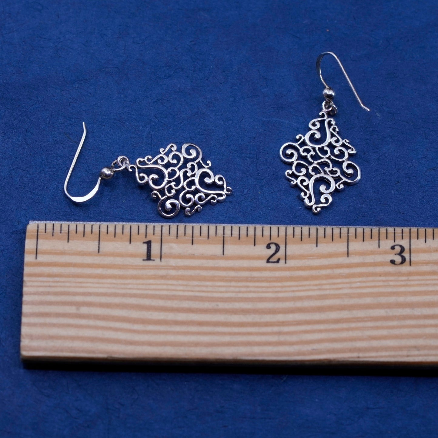 Vintage Sterling silver handmade earrings, 925 filigree diamond shaped drops