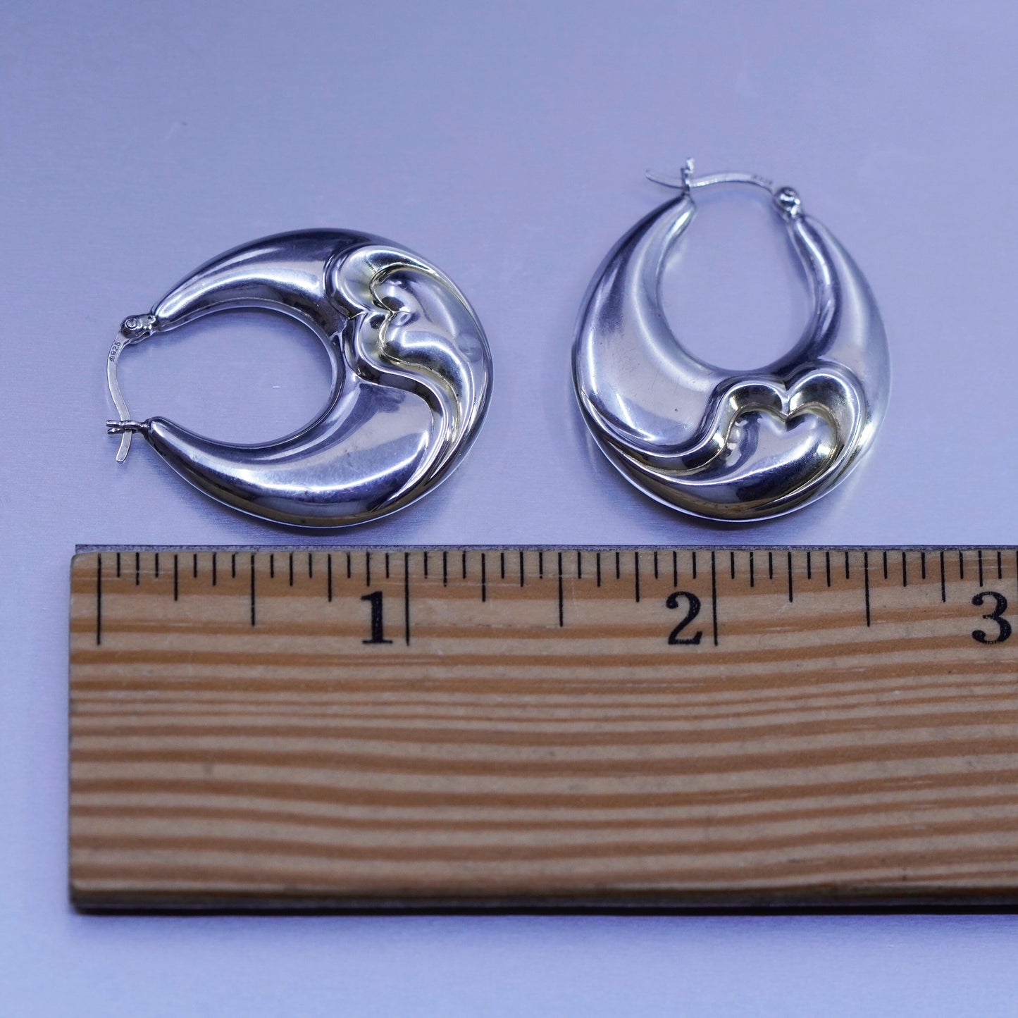 1.25”, vintage Sterling silver handmade earrings, puffy 925 ribbed hoops heart