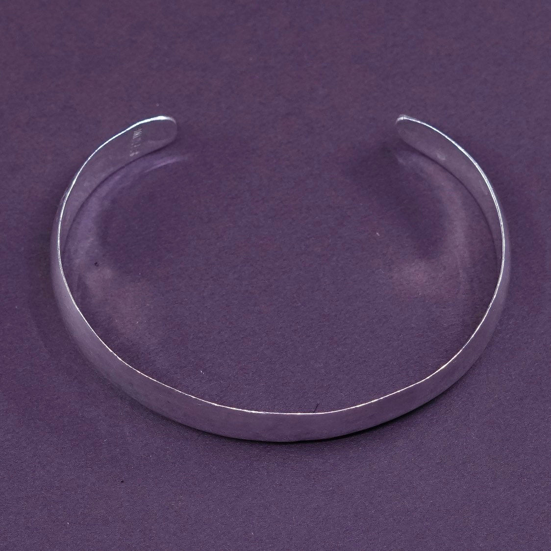 6.5", vtg Southwestern sterling silver handmade bracelet, hammered 925 cuff