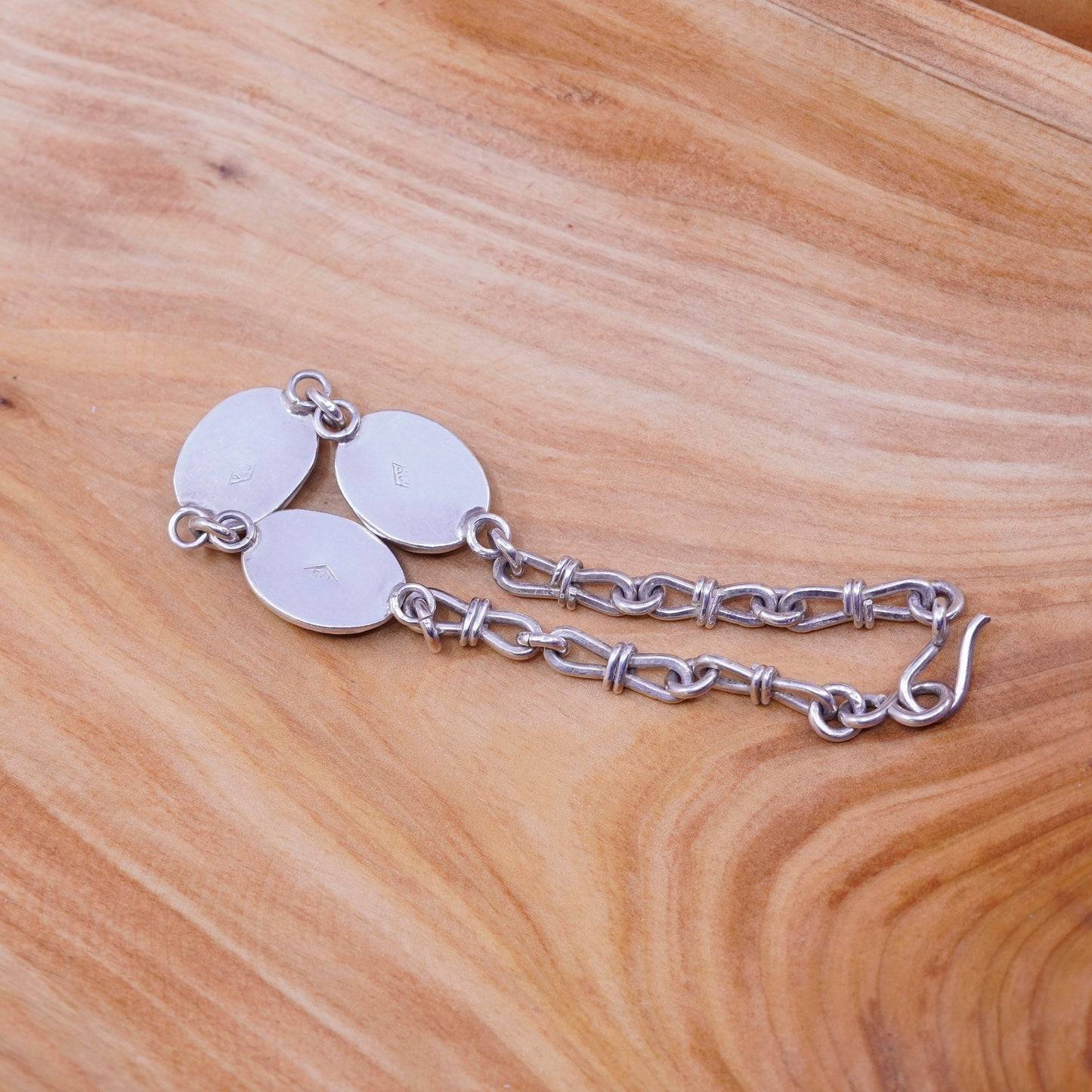 7.5”, vintage Sterling silver handmade bracelet, 925 chain with red agate